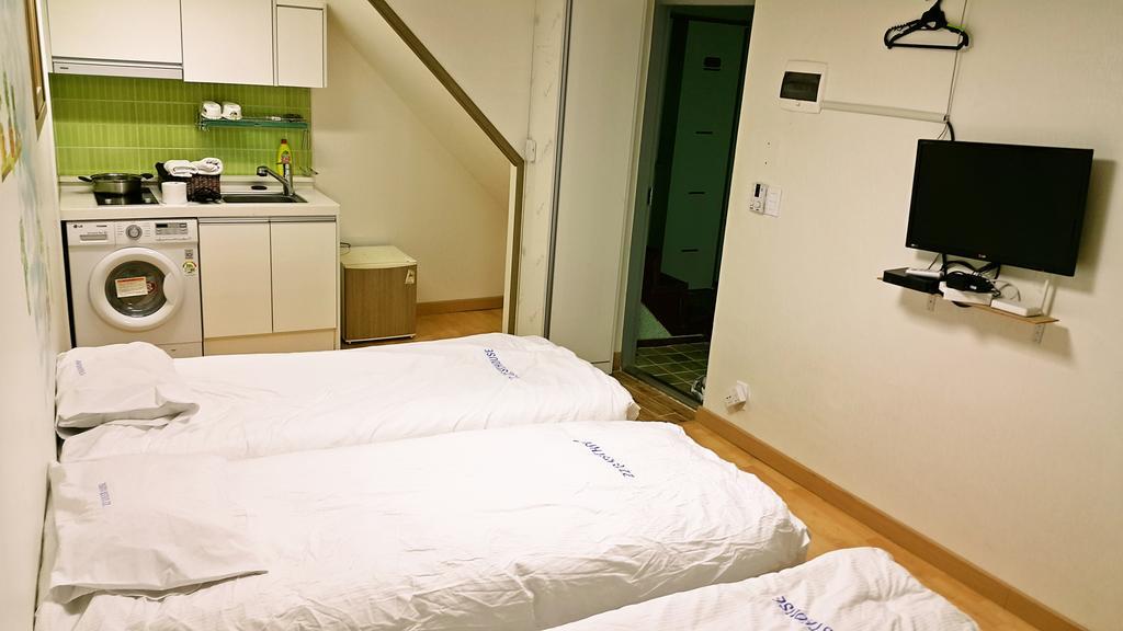 Myeongdong Guesthouse Seoul Exterior photo